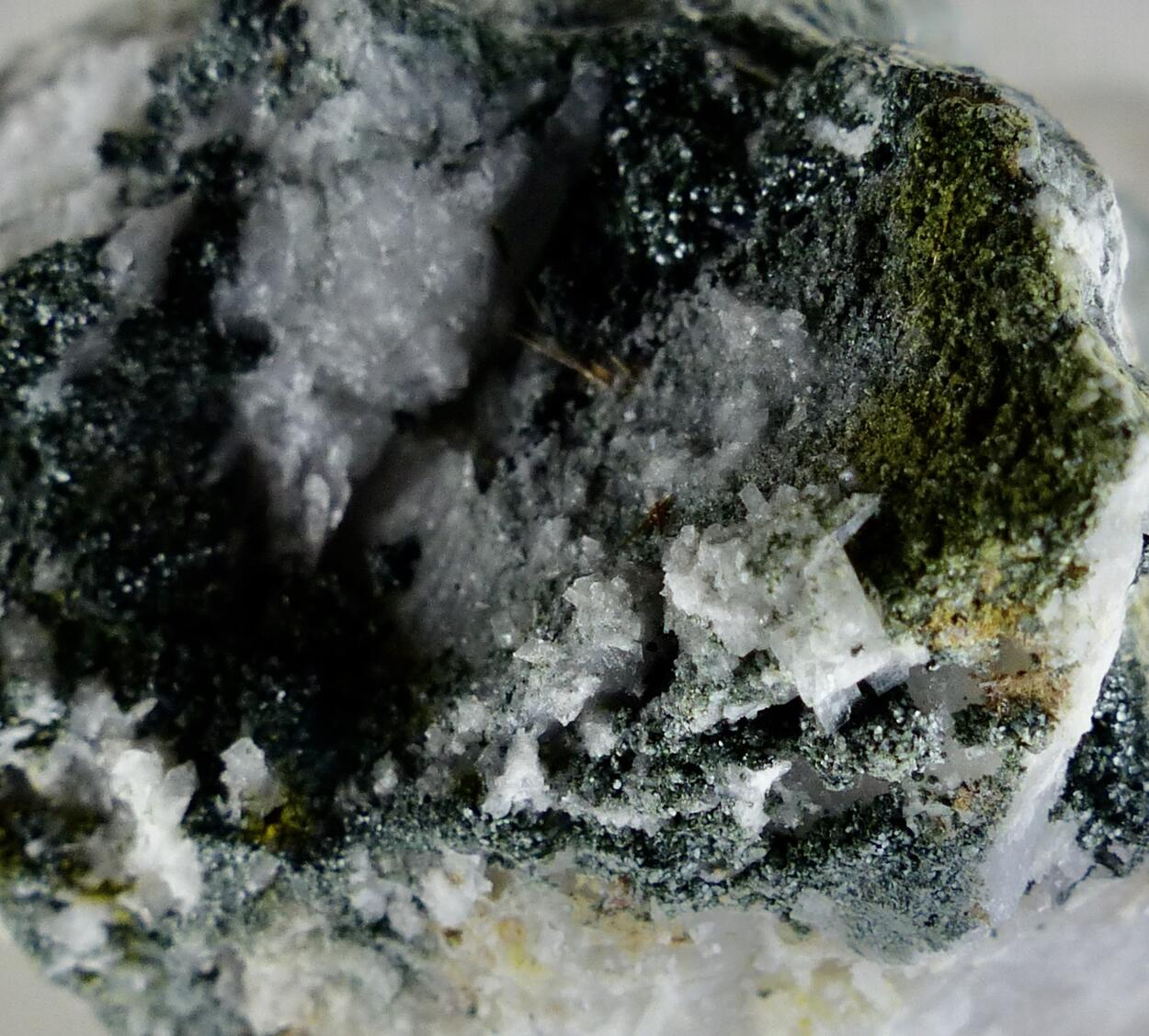 Anatase & Chlorite