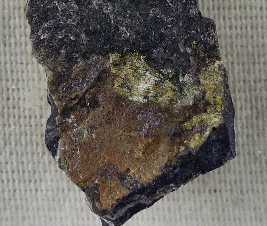 Sarkinite