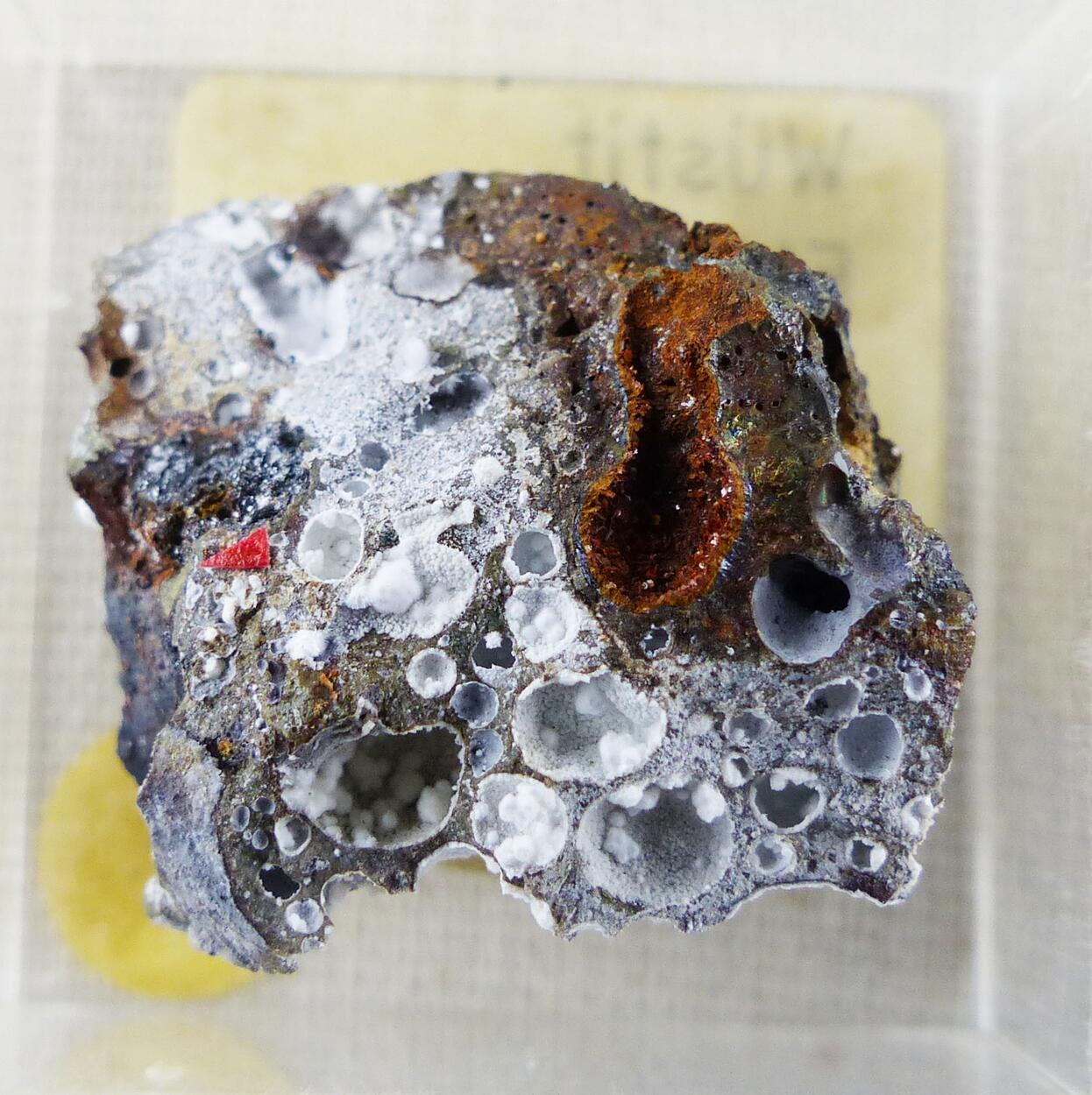 Wüstite & Ettringite