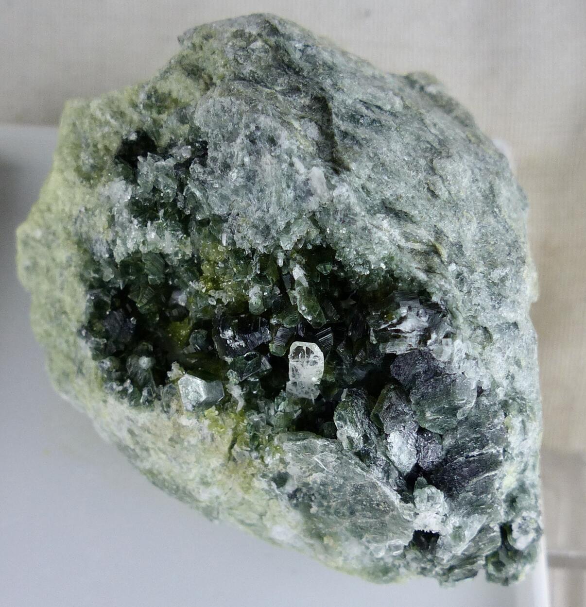 Diopside & Clinochlore & Vesuvianite