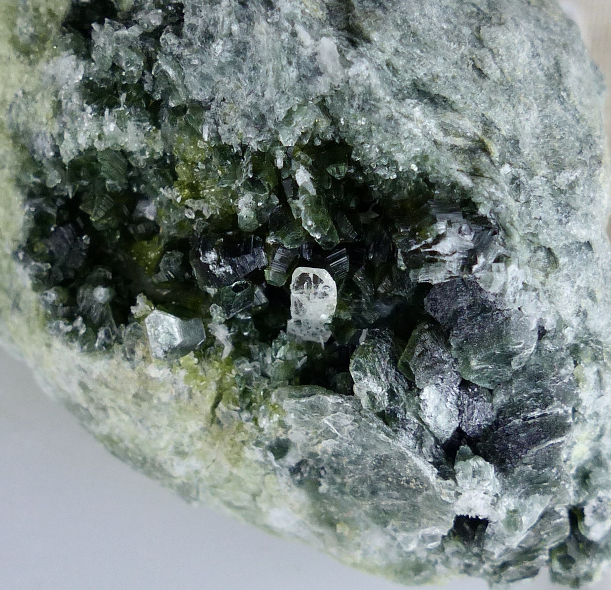 Diopside & Clinochlore & Vesuvianite