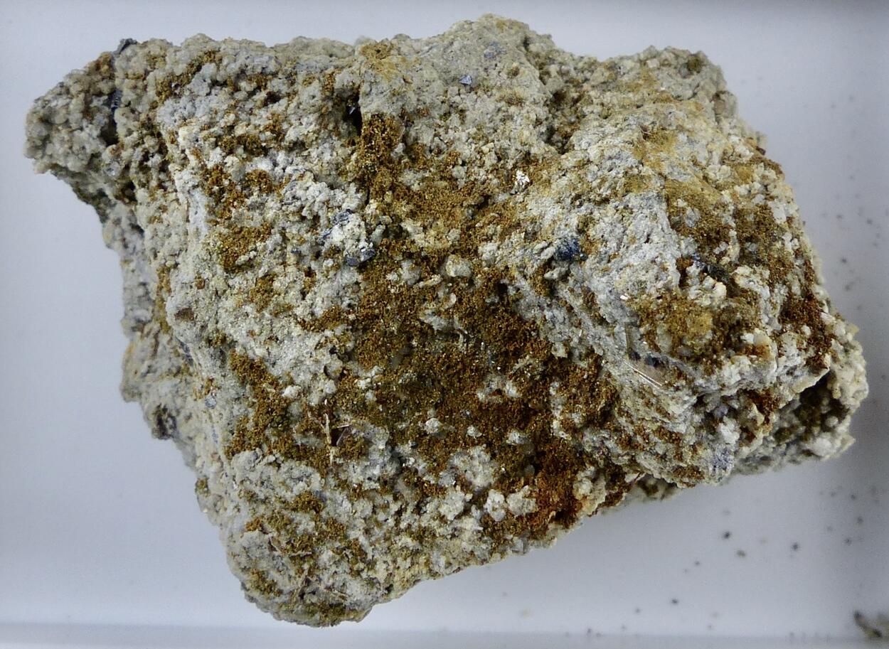 Brookite & Anatase & Clinochlore