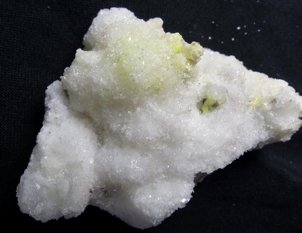 Nováčekite & Gypsum