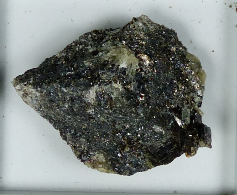Chlorapatite & Phlogopite & Ilmenite