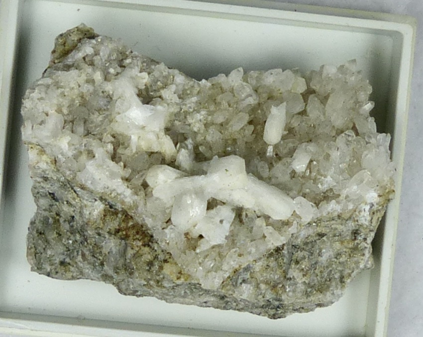 Stellerite On Quartz