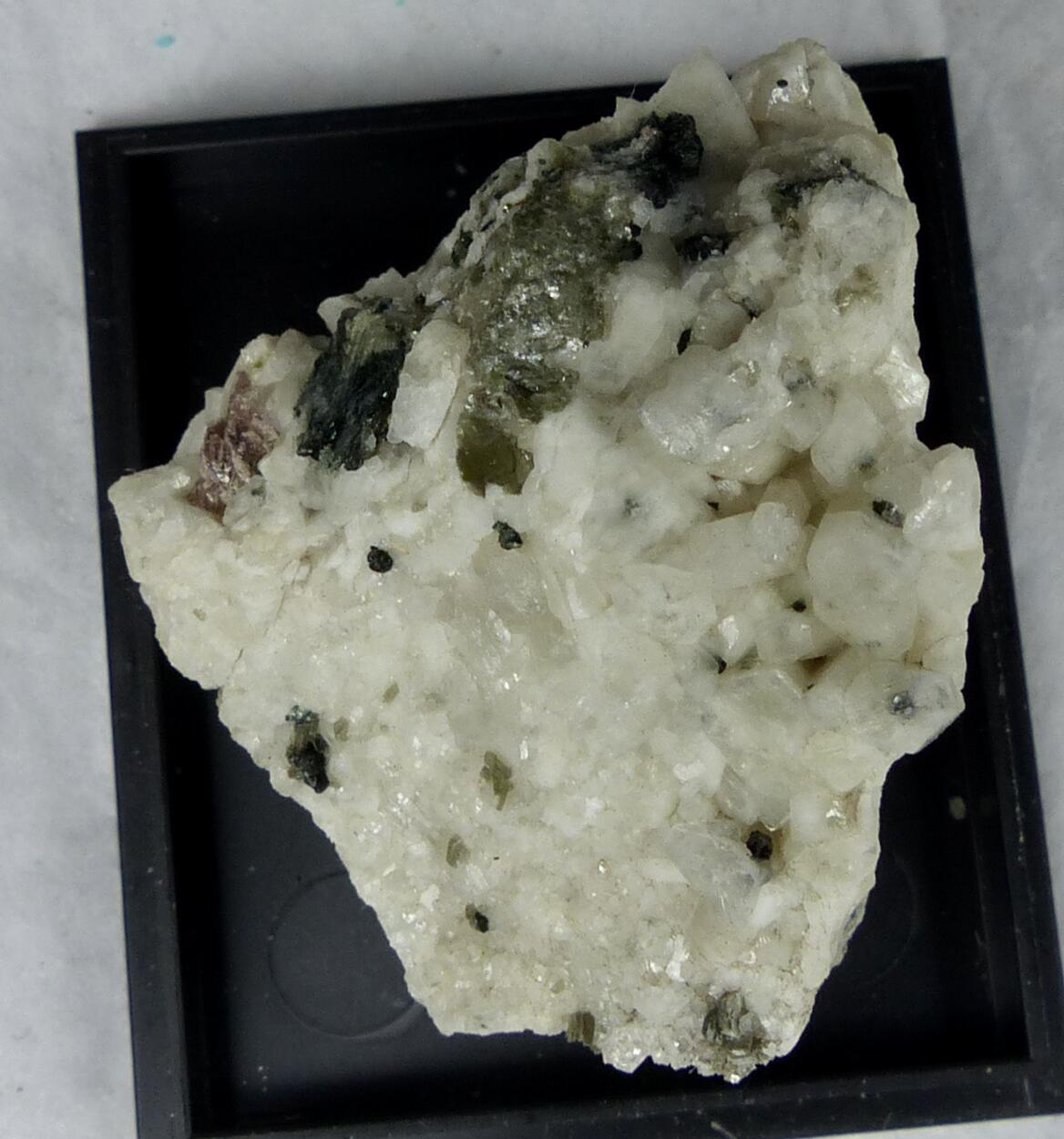 Tilasite & Clinochlore & Orthoclase