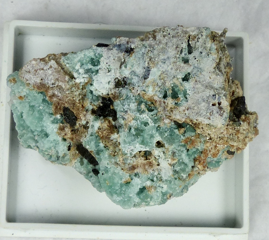 Fluorite & Rhodochrosite & Calcioancylite-(Ce) & Bastnäsite-(Ce) & Aegirine