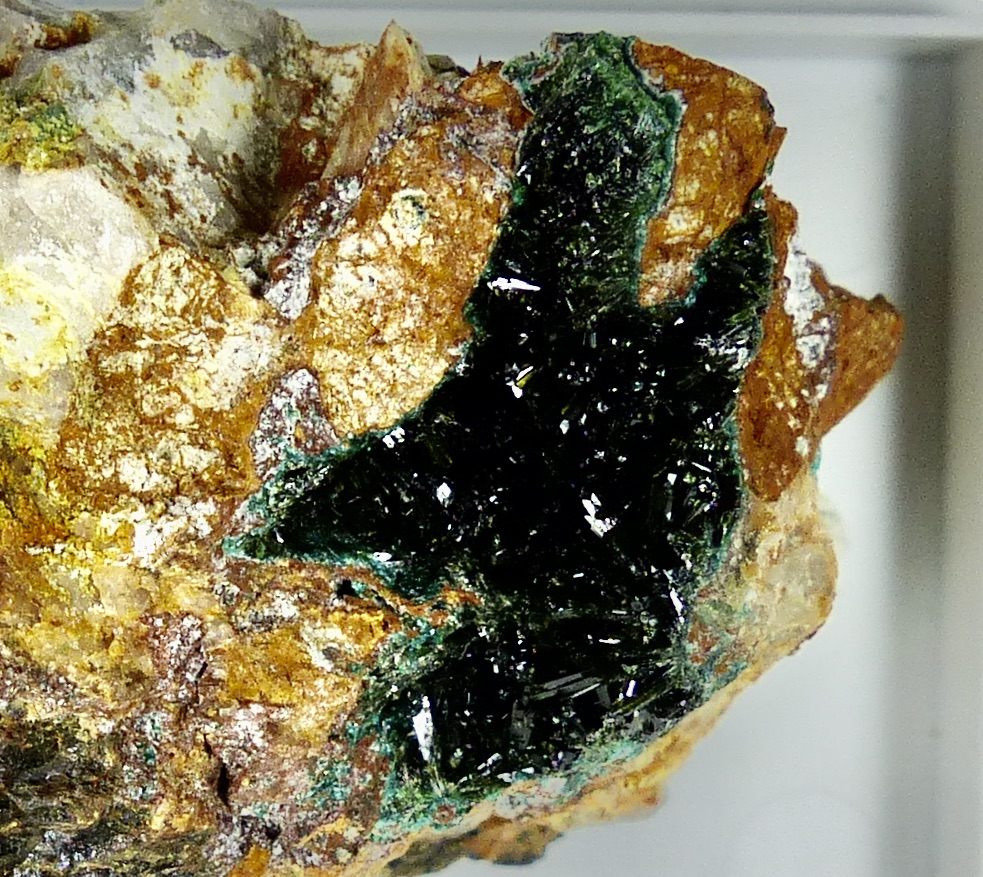 Libethenite & Apatite & Pseudomalachite
