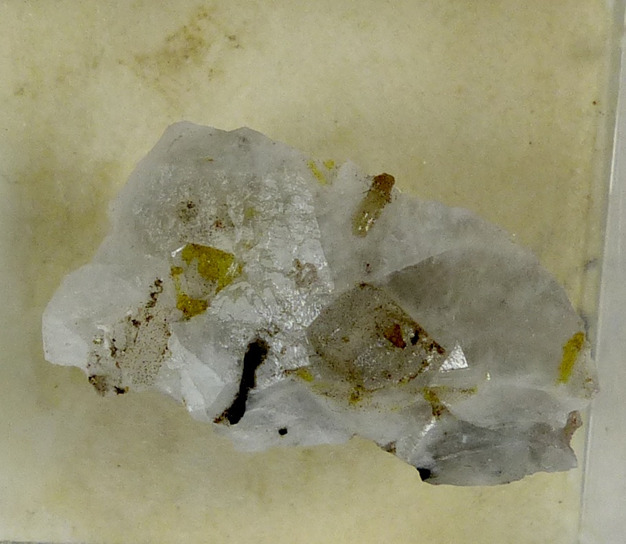 Helvine & Ancylite-(Ce)