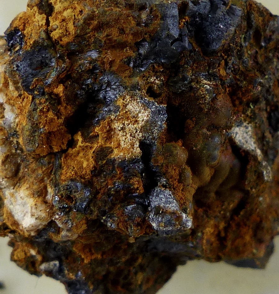 Synchisite-(Ce) & Todorokite & Goethite