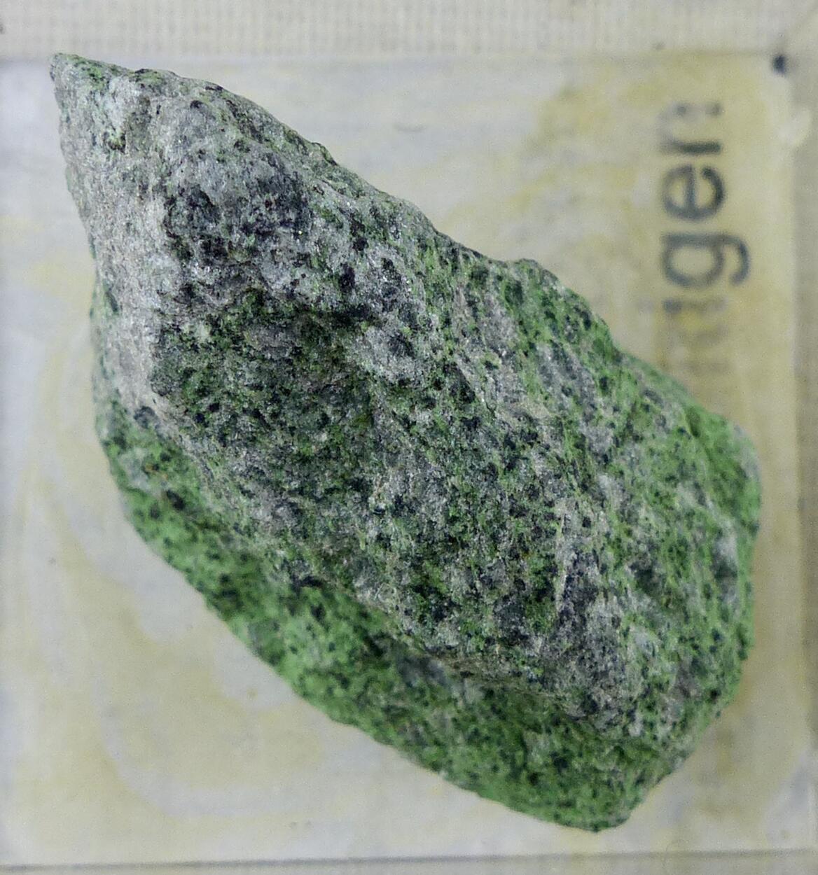 Chromite & Uvarovite