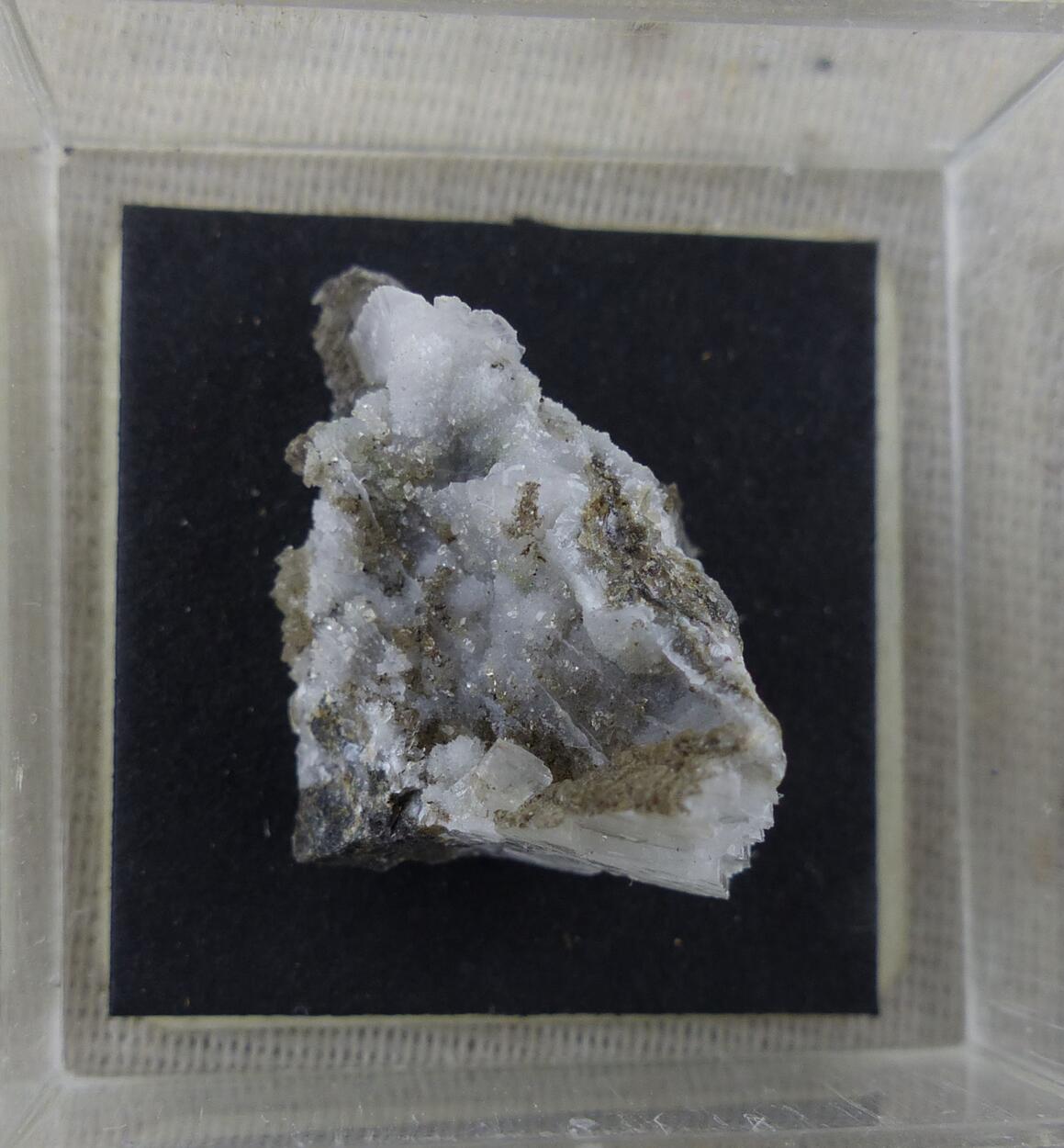 Heulandite & Calcite
