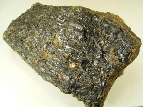 Hisingerite On Calcite