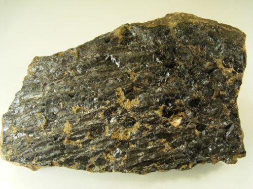 Hisingerite On Calcite