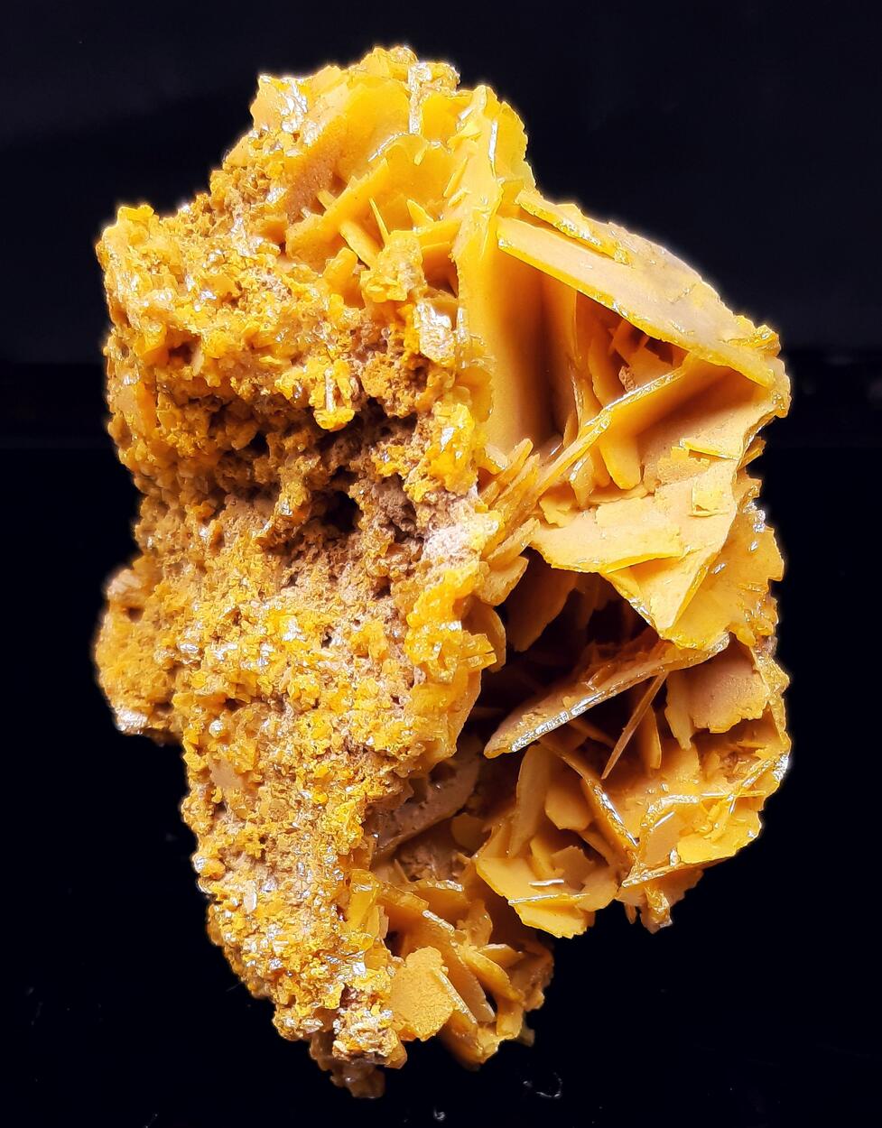 Wulfenite