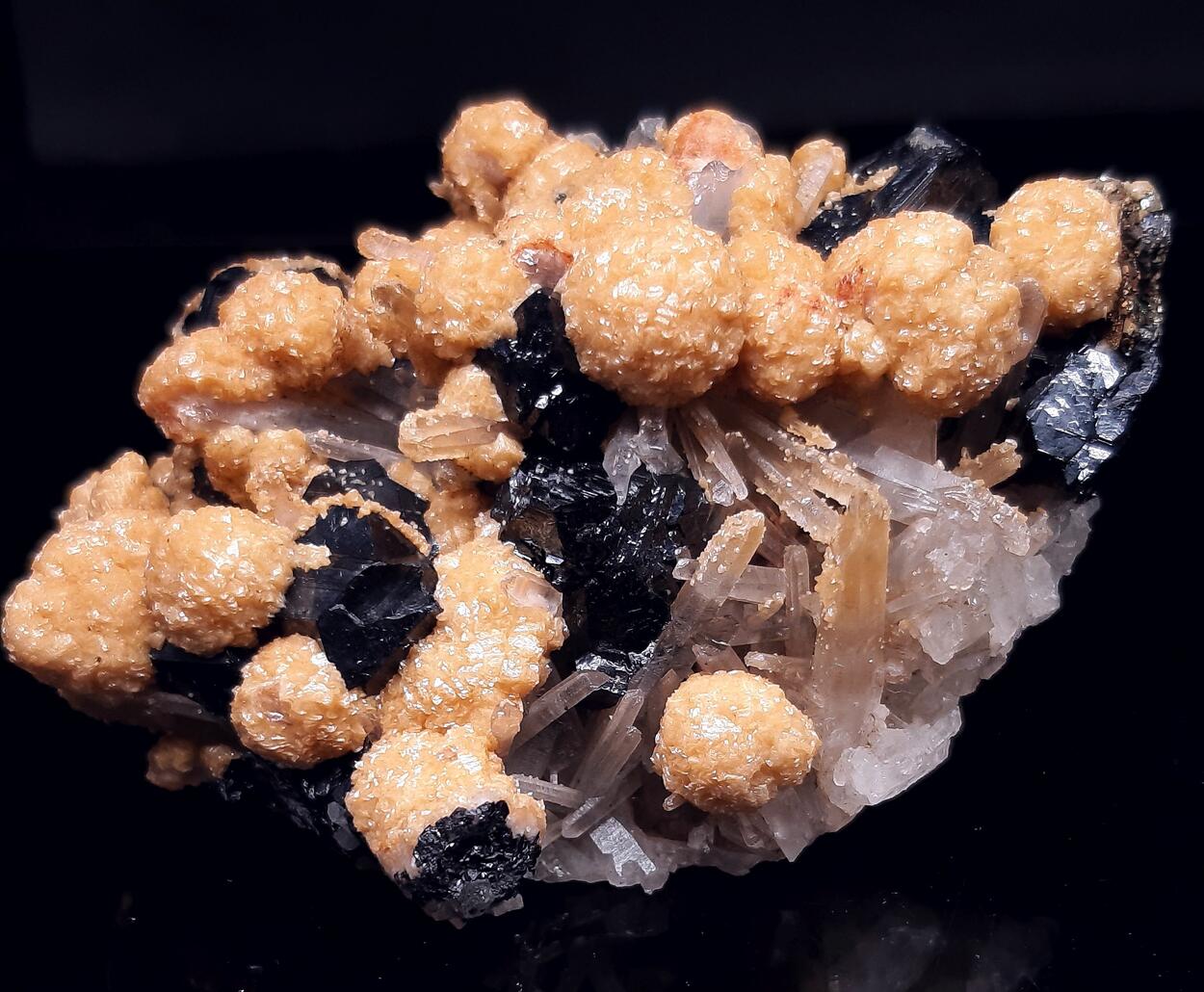 Rhodochrosite & Sphalerite