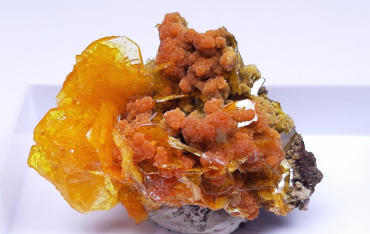 Wulfenite & Mimetite