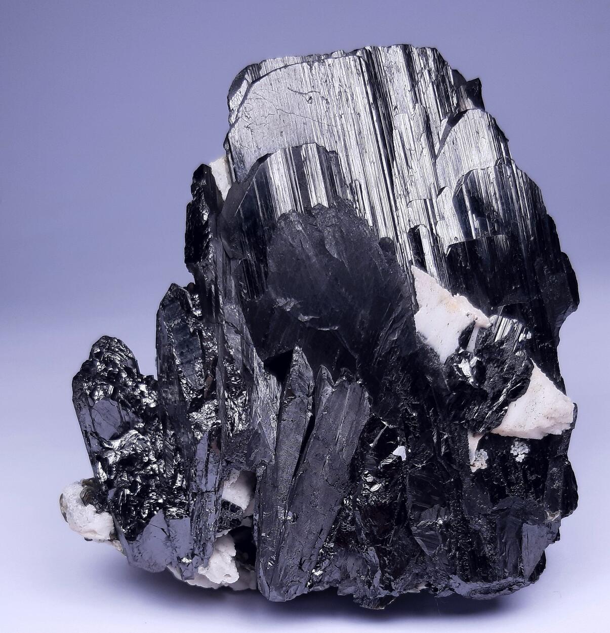 Wolframite & Calcite