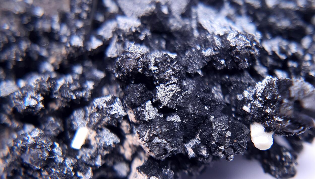 Gaudefroyite & Hausmannite