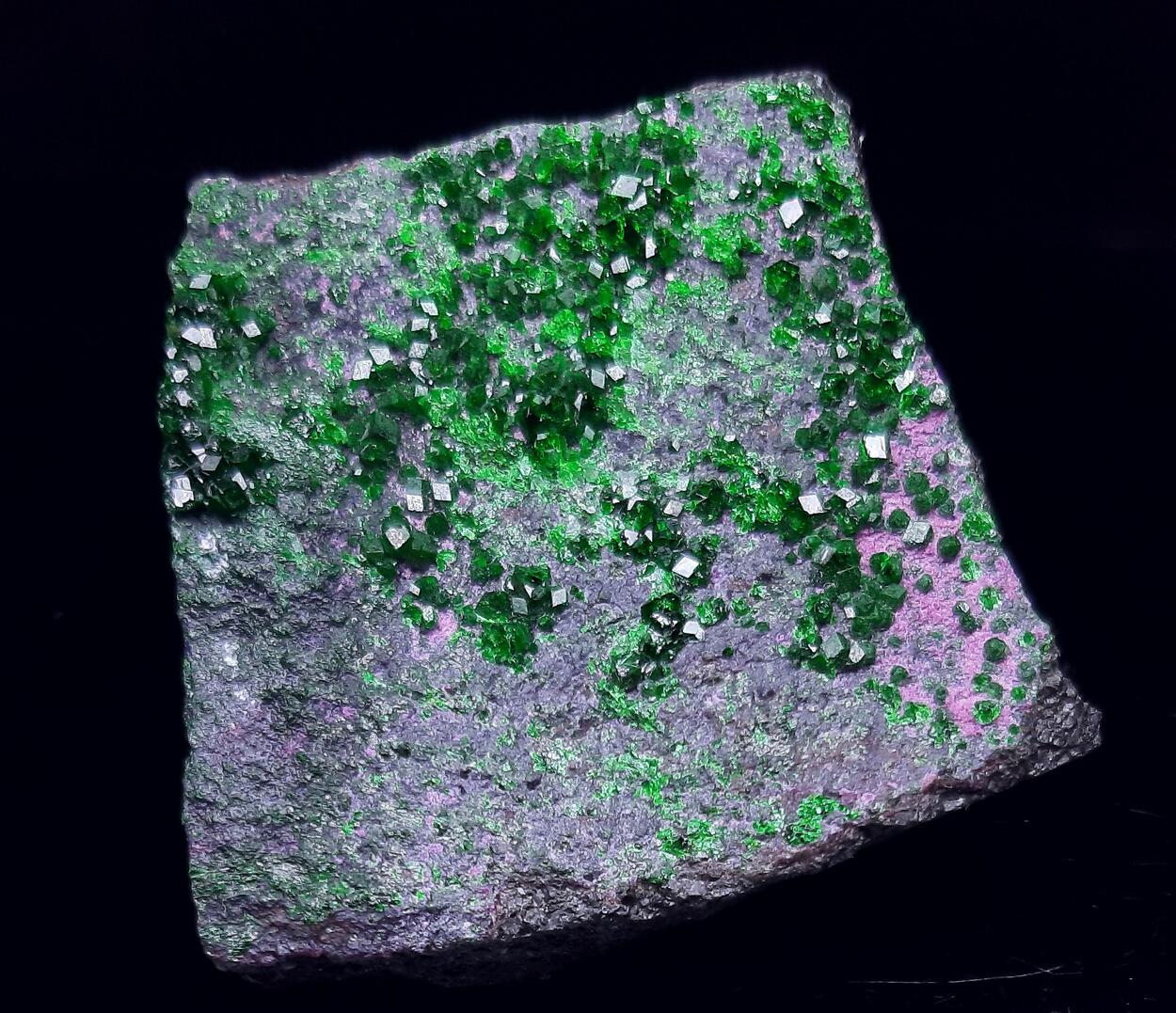 Uvarovite & Amesite