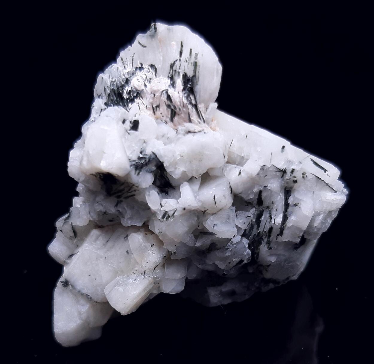 Yuksporite