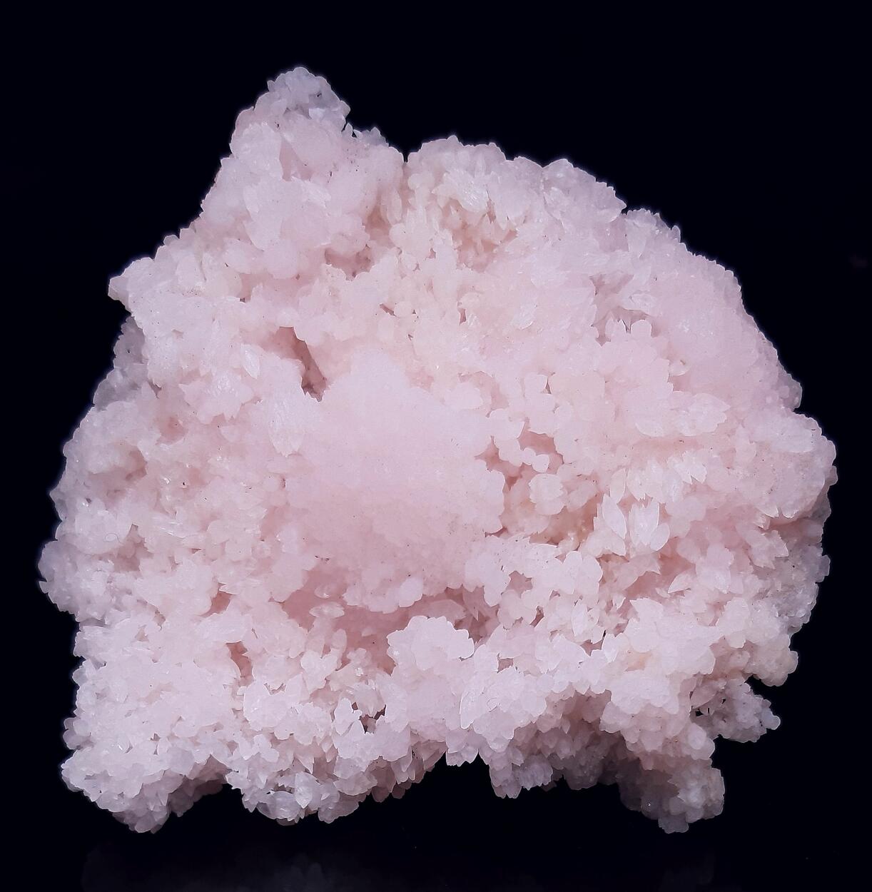 Manganoan Calcite