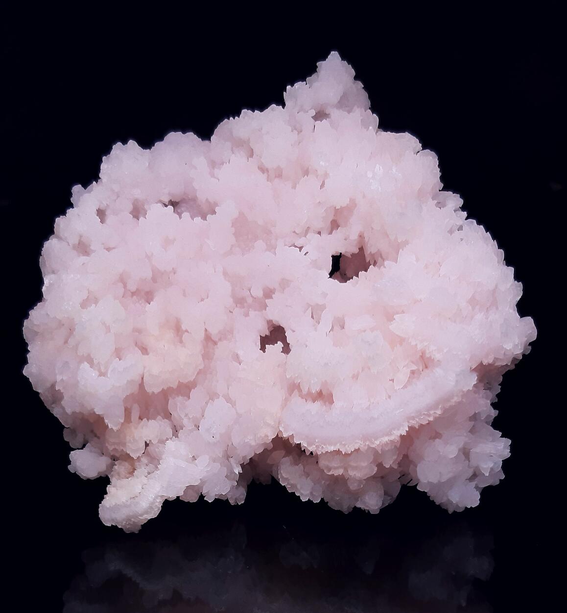 Manganoan Calcite