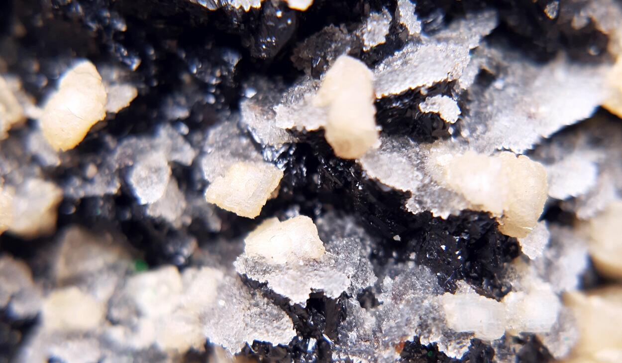 Sphalerite & Ankerite