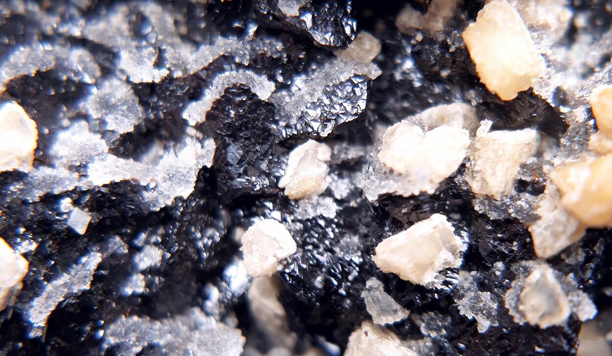 Sphalerite & Ankerite