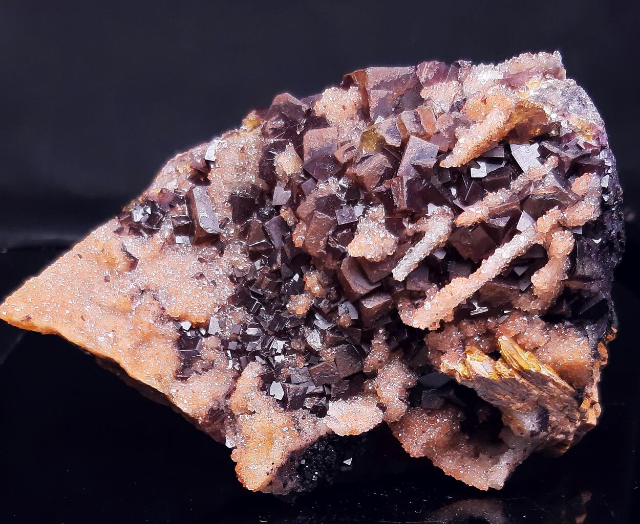 Eisenkiesel & Fluorite