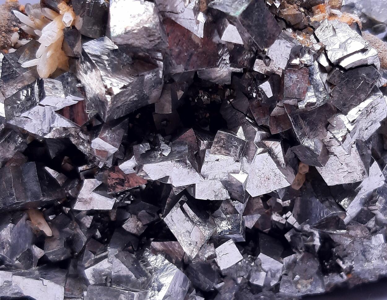 Arsenopyrite & Calcite