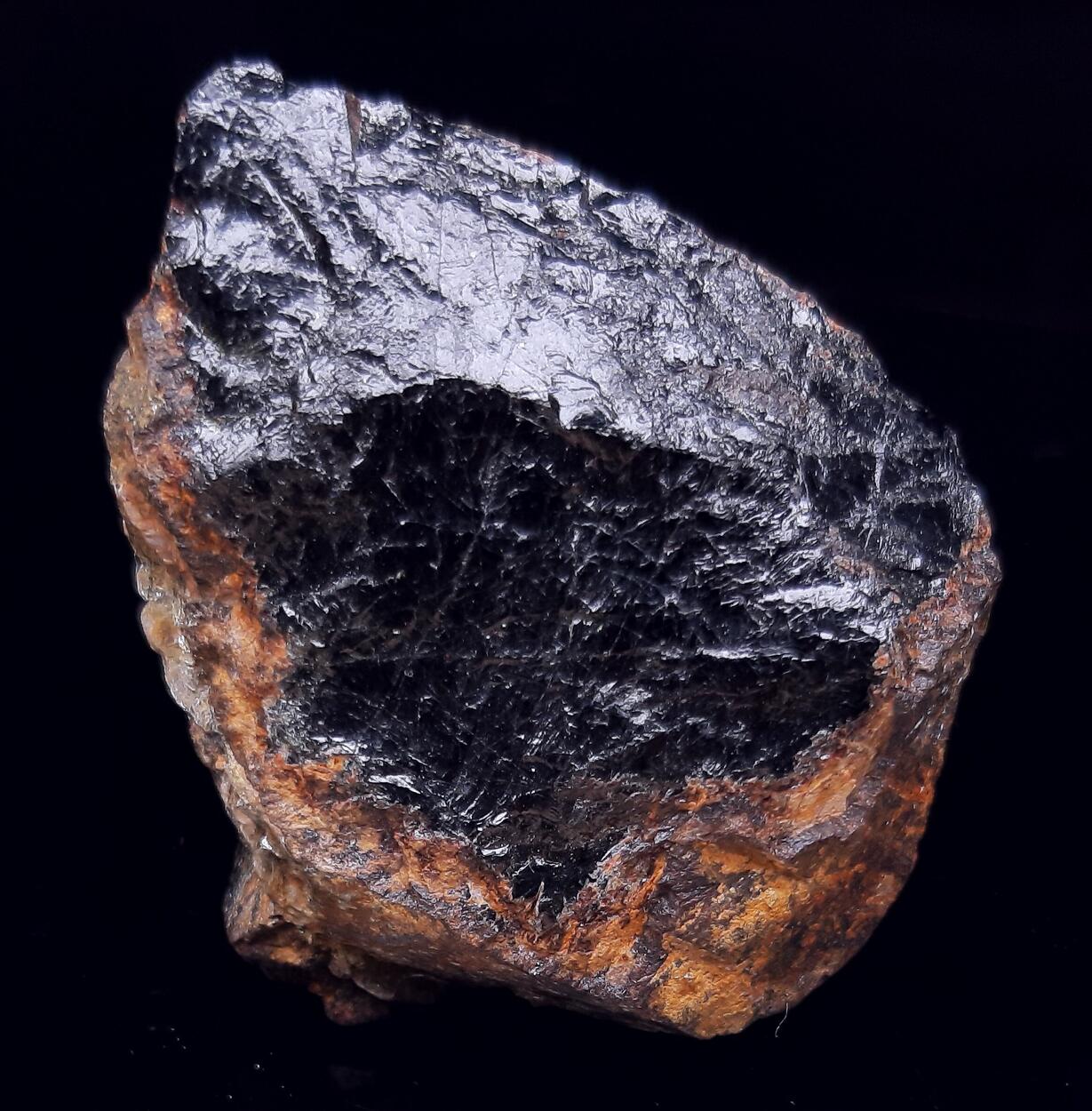 Gadolinite-(Y)