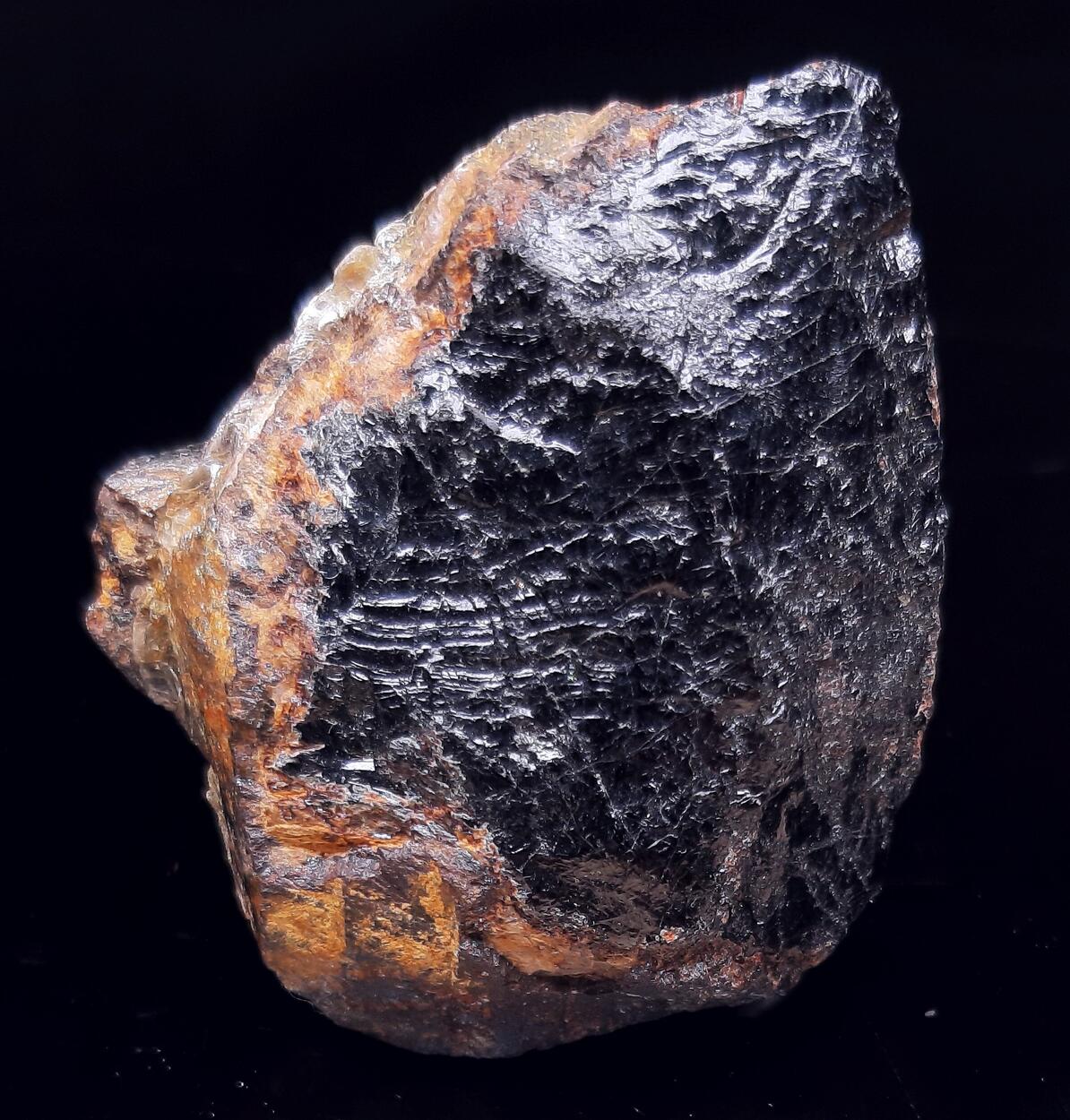 Gadolinite-(Y)