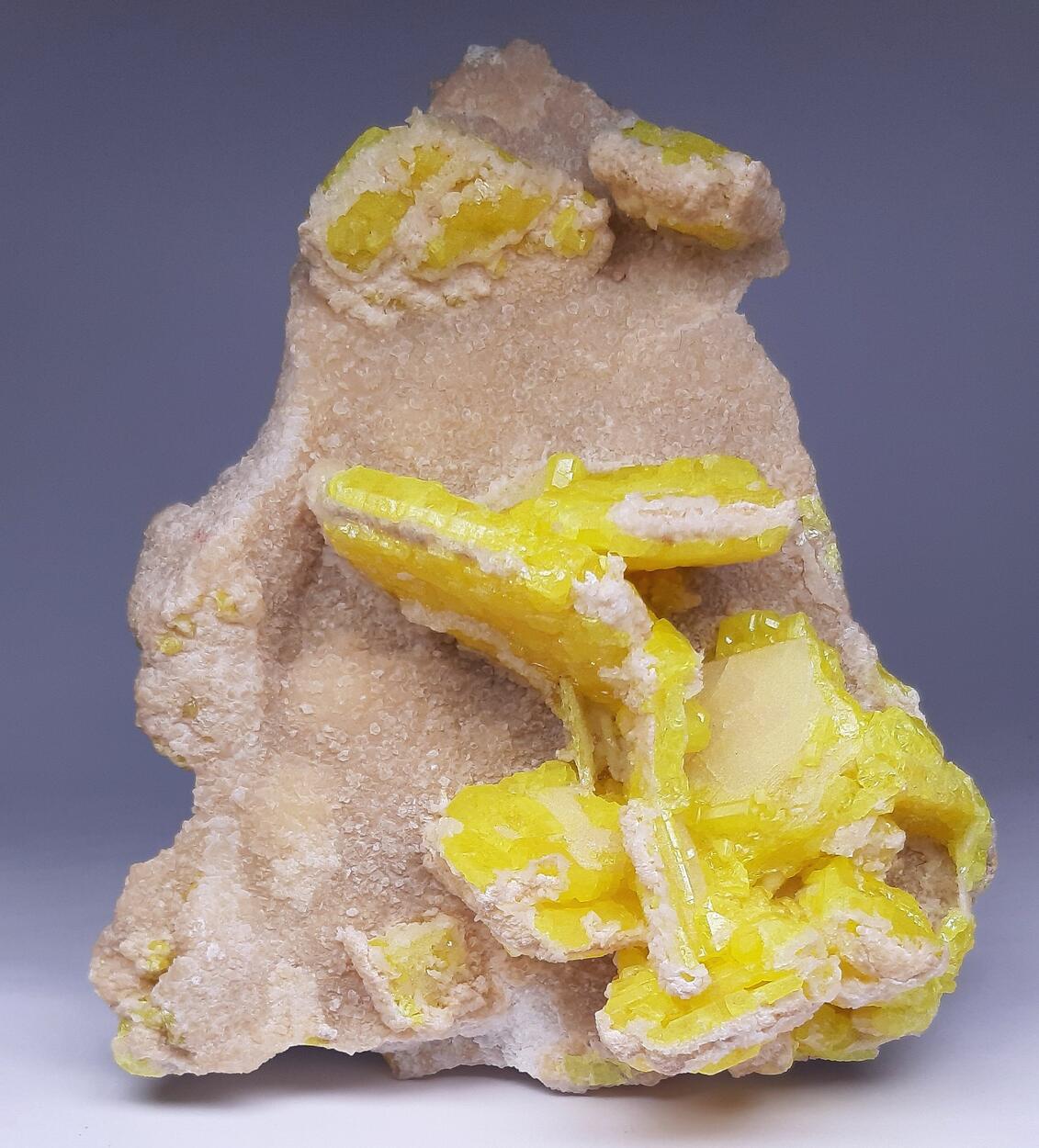 Sulphur Aragonite & Calcite