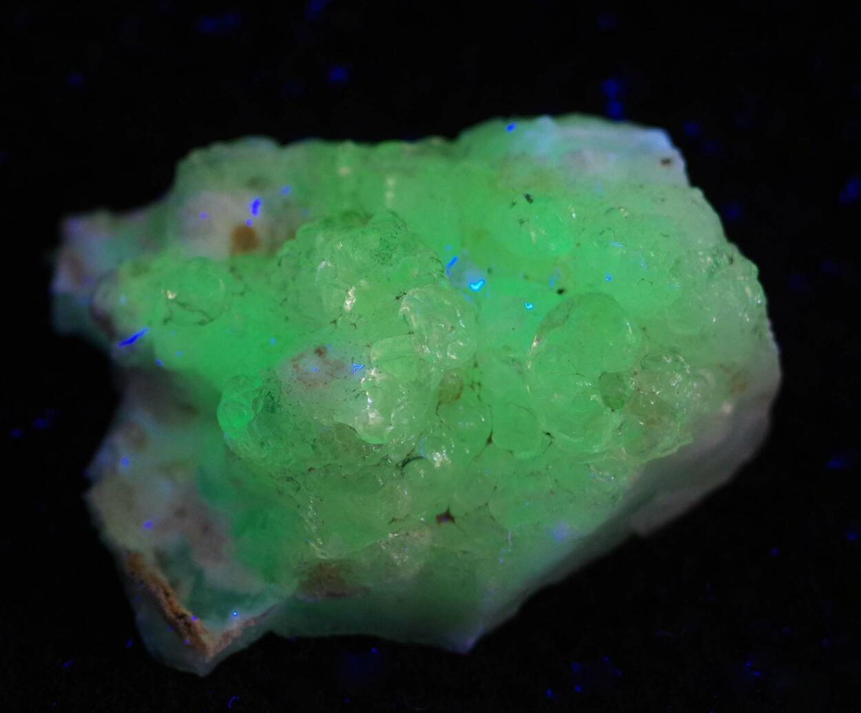 Hyalite On Opal