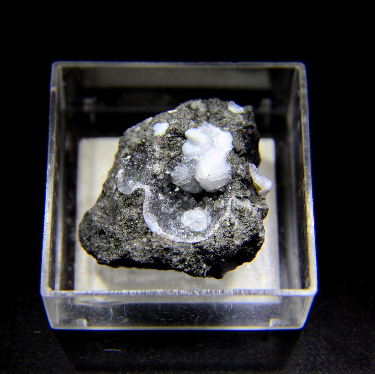 Phacolite