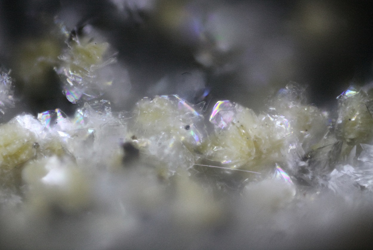 Truscottite & Thomsonite