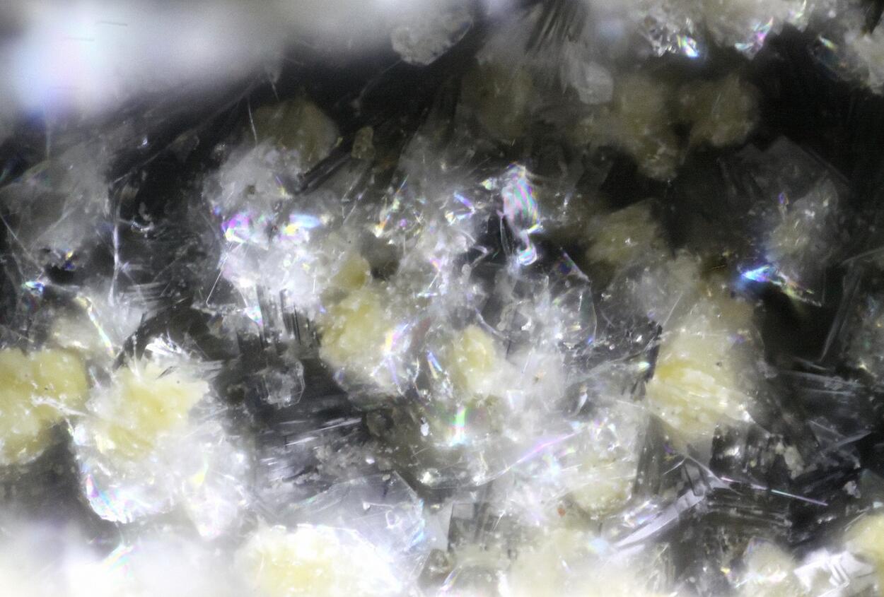 Truscottite & Thomsonite