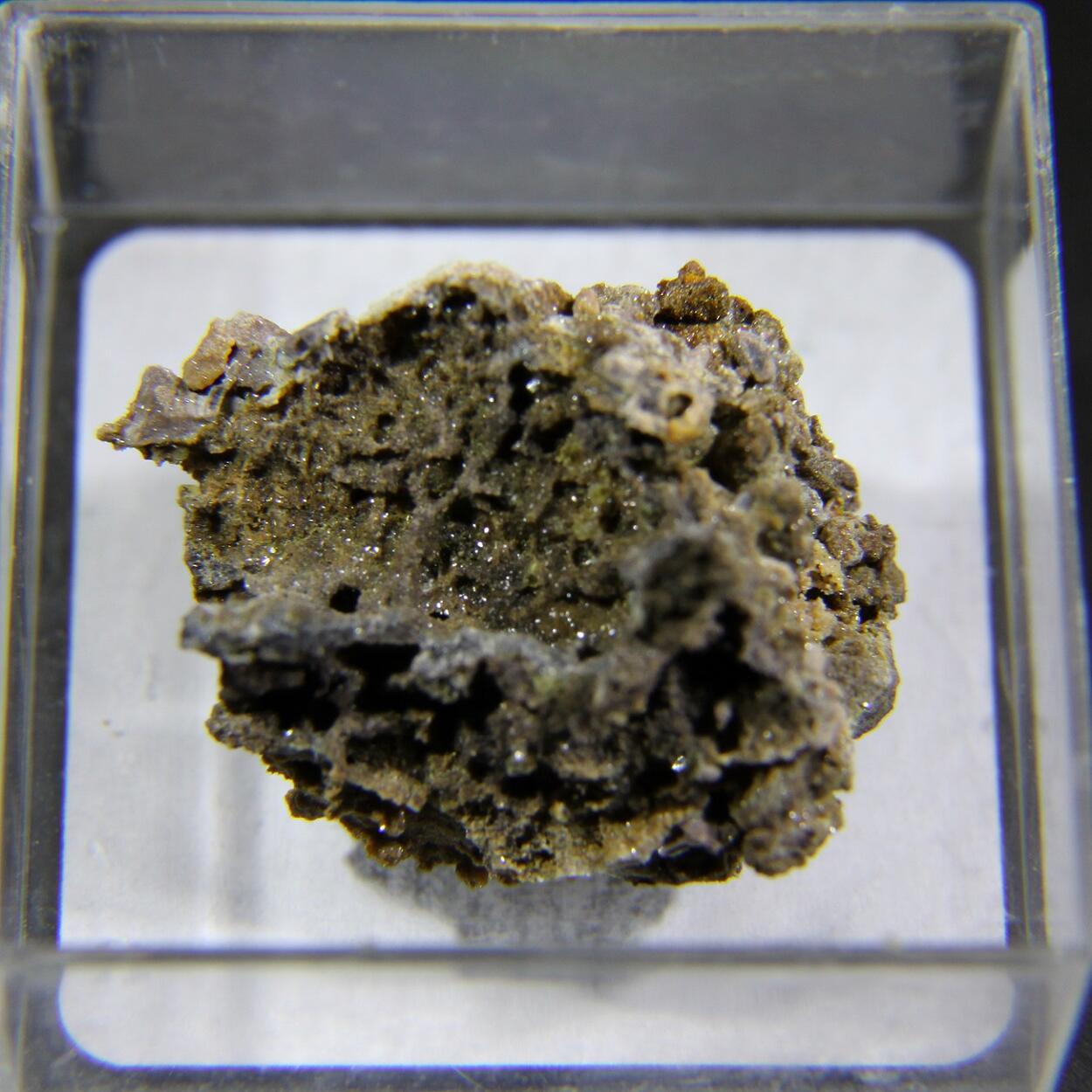 Roedderite