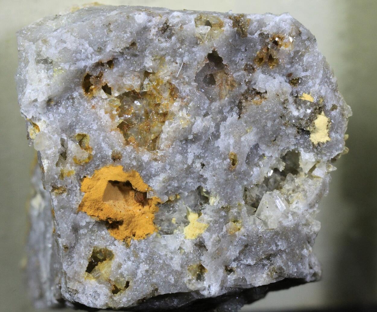 Zunyite