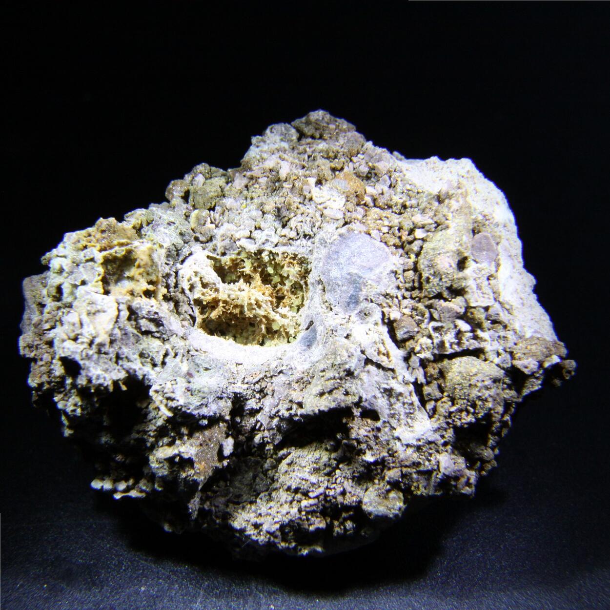 Roedderite