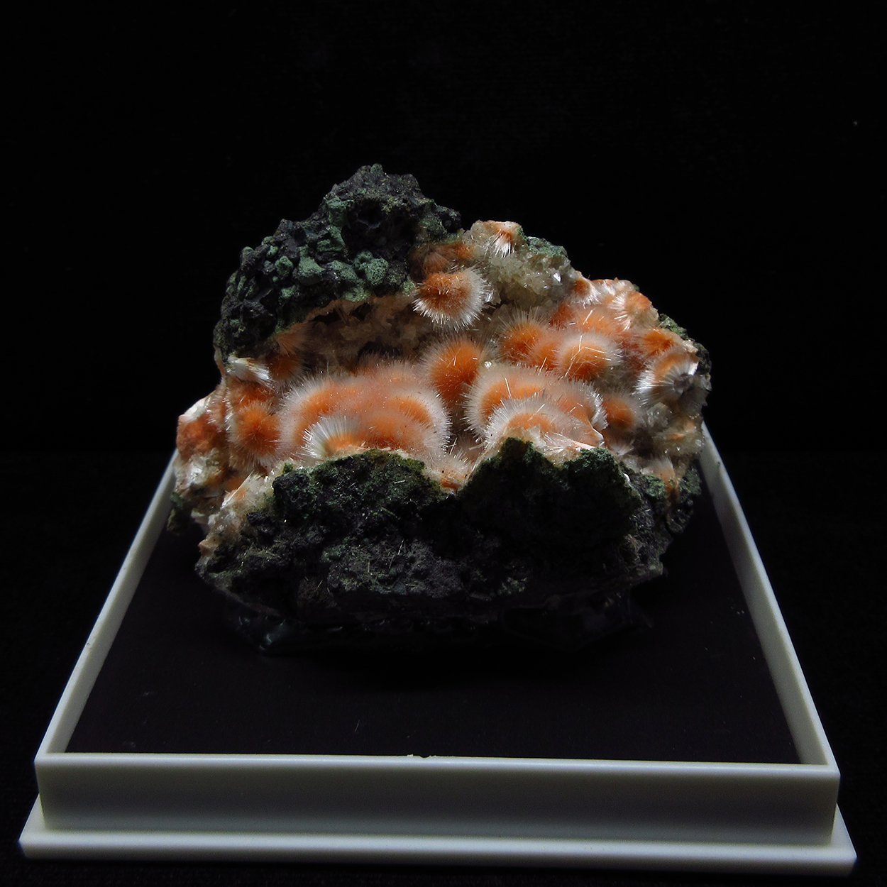 Mesolite On Heulandite 