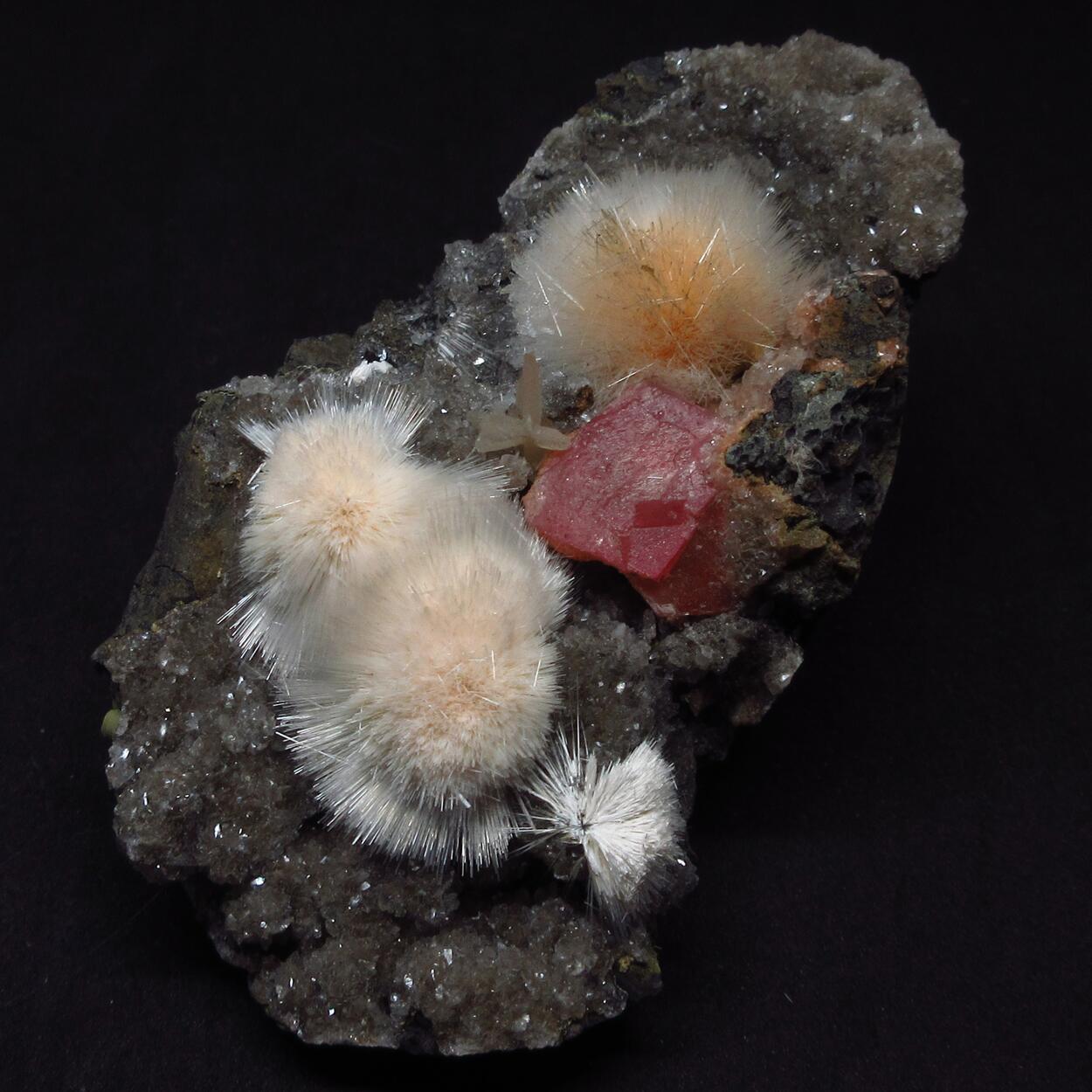 Mesolite With Calcite