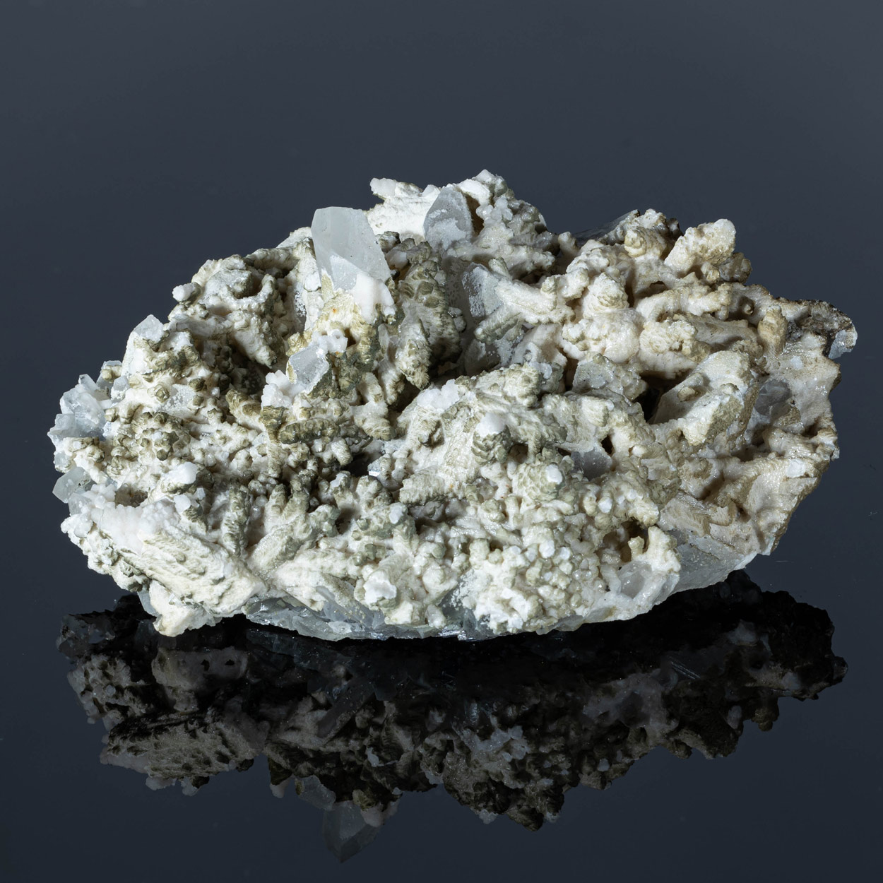 Dolomite Psm Calcite On Quartz