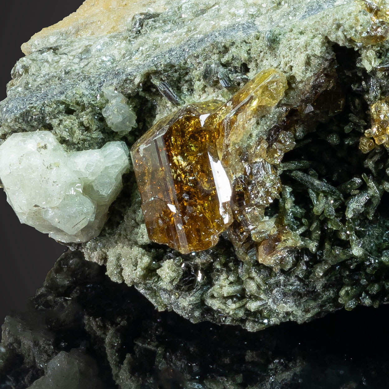 Vesuvianite Meionite Fassaite & Garnet