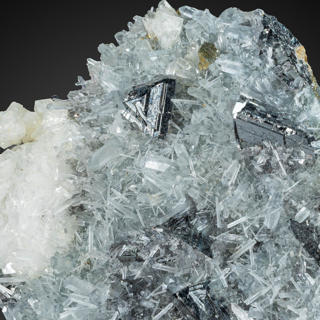 Quartz & Tetrahedrite