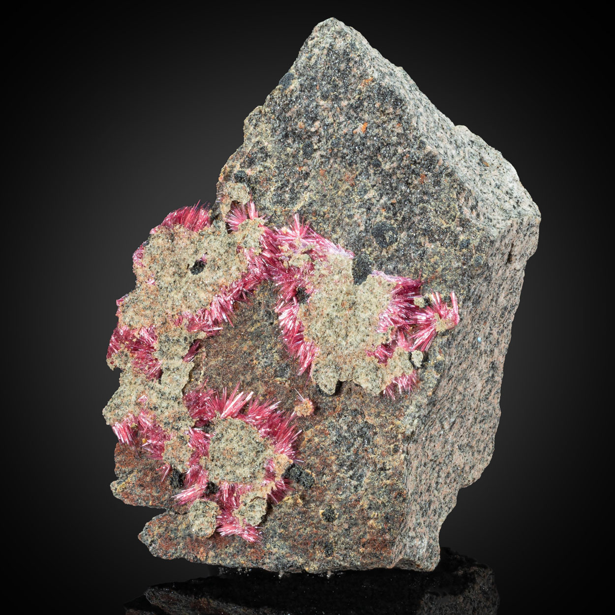 Erythrite