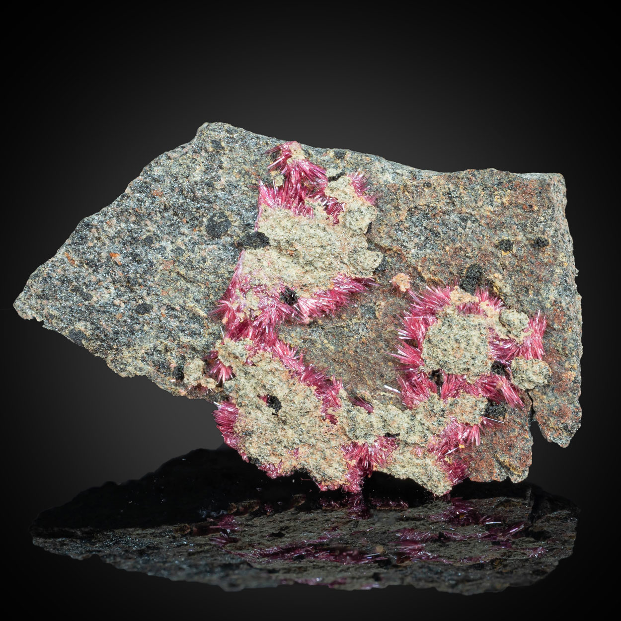 Erythrite