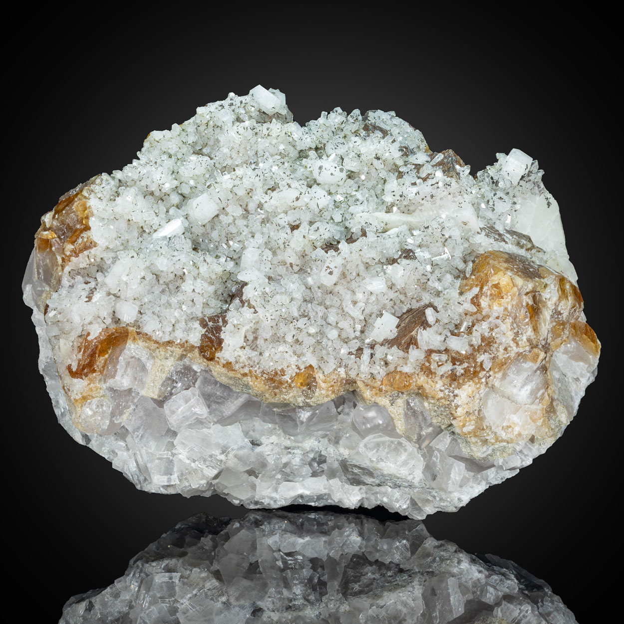 Harmotome Calcite