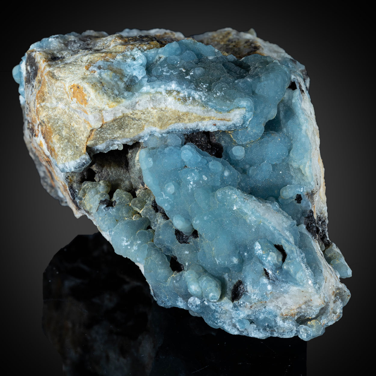 Plumbogummite